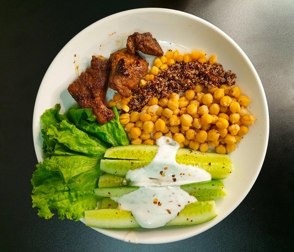 How Lighting Sets the Mood: The Key Role in Enhancing the Atmosphere of Casual Dining Restaurants